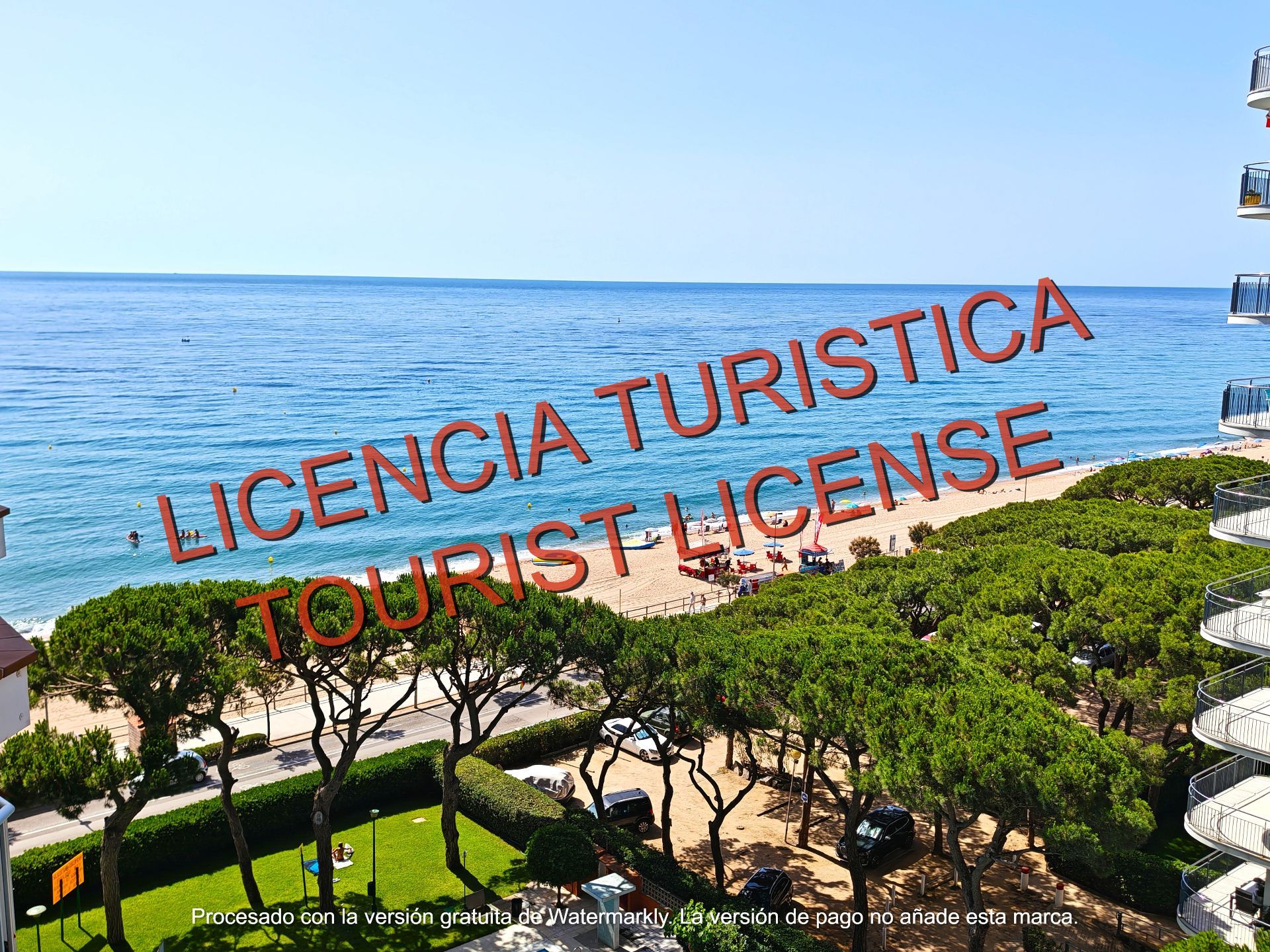Pis a Blanes, ELS PINS, en venda